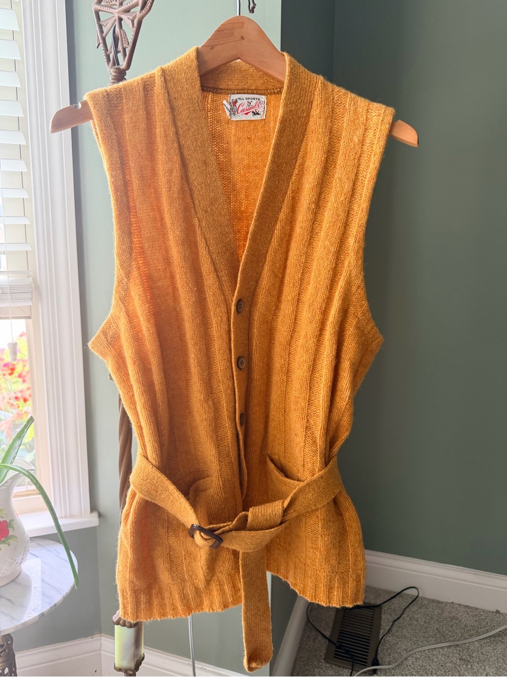 GT-0042 | Vintage All Sports Casuals Mustard Wool Sweater Vest